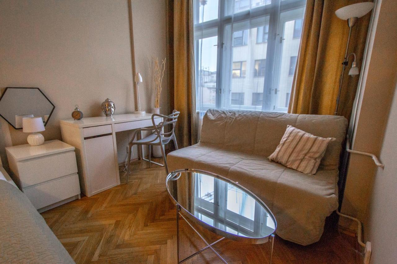 Design Apartment By Ruterra ปราก ภายนอก รูปภาพ