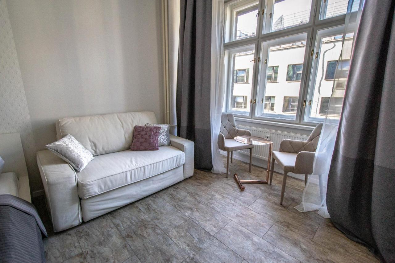 Design Apartment By Ruterra ปราก ภายนอก รูปภาพ